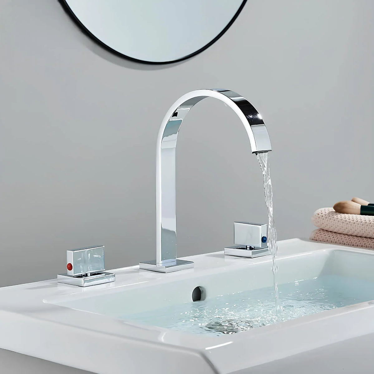 Aureo™ – Robinet de Lavabo Design 3 Trous